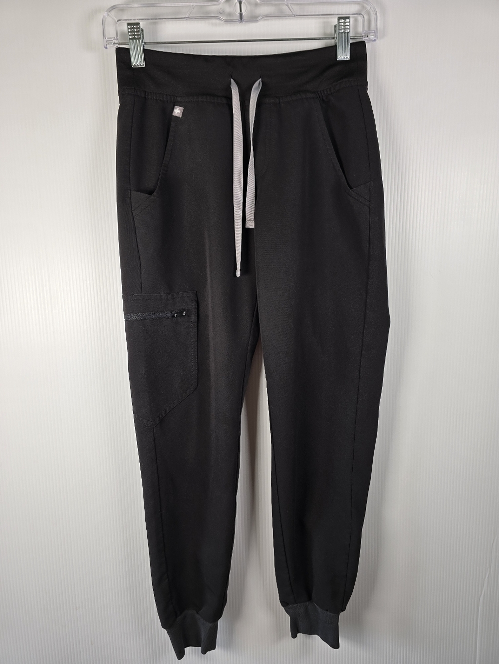 FIGS Women's High Waisted Zamora Black Jogger Scrub Pants Size XXS 6 Pockets